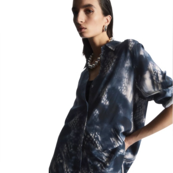 COS Silk Long Sleeve Button Up Shirt Blouse Printed Blue White Small NWT 8 - Picture 14 of 14